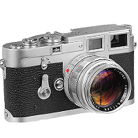 Leica M3.