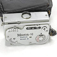 Mamiya 16.