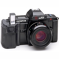 Olympus OM 707.