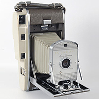Polaroid 800 (1957).