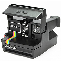 Polaroid One Step 600﻿ (1983).