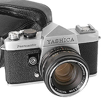 Yashica Pentamatic.