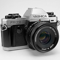 Yashica FX-70 Quarz.