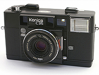 Первый автофокусный фотоаппарат Konica C35EF